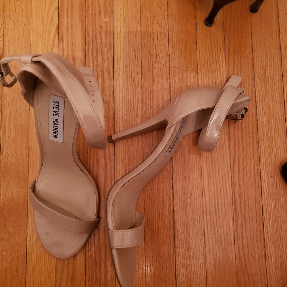 Shoes - Picture 2 of 3
